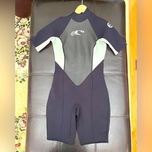 O'Neill Women size2/Girls14 Hammer 2 mm Exoflex  Zip Spring Suit Black Grey EUC.